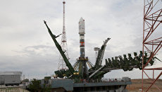 Ракета-носитель Союз-2.1а установлена в пусковую систему стартовой площадки космодрома Байконур. Архивное фото Ракета-носитель Союз-2.1а установлена в пусковую систему стартовой площадки космодрома Байконур. Архивное фото