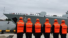 Торжественная встреча отряда из трех кораблей ВМС Китая в порту Балтийска, куда они прибыли для участия в российско-китайских учениях Морское взаимодействие – 2017 Торжественная встреча отряда из трех кораблей ВМС Китая в порту Балтийска, куда они прибыли для участия в российско-китайских учениях Морское взаимодействие – 2017