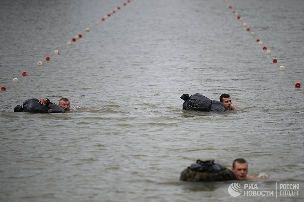 Военнослужащие вооруженных сил Республики Беларусь во время пятого этапа Выход разведывательного соединения в район сбора после выполнения задачи на международном конкурсе Отличники войсковой разведки Международных армейских игр Военнослужащие вооруженных сил Республики Беларусь во время пятого этапа Выход разведывательного соединения в район сбора после выполнения задачи на международном конкурсе Отличники войсковой разведки Международных армейских игр
