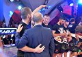 Президент РФ Владимир Путин фотографируется с Вячеславом Василевским на Международном турнире по профессиональному боевому самбо Плотформа S-70 Президент РФ Владимир Путин фотографируется с Вячеславом Василевским на Международном турнире по профессиональному боевому самбо Плотформа S-70