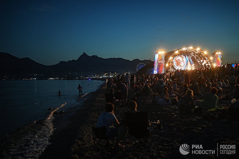 Зрители на фестивале Koktebel Jazz Party 2017 Зрители на фестивале Koktebel Jazz Party 2017