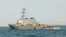 Эсминец ВМС США Джон Маккейн после столкновения с торговым судном. 21 августа 2017 Эсминец ВМС США Джон Маккейн после столкновения с торговым судном. 21 августа 2017