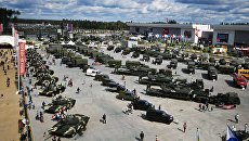 Экспозиция военной техники в рамках международного военно-технического форума Армия-2017 на полигоне Алабино. Архивное фото Экспозиция военной техники в рамках международного военно-технического форума Армия-2017 на полигоне Алабино. Архивное фото