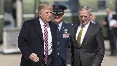 Министр обороны США Джеймс Мэттис и президент США Дональд Трамп. Архивное фото Министр обороны США Джеймс Мэттис и президент США Дональд Трамп. Архивное фото