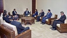 Встреча президента Сирии Башара Асада и замглавы МИД Ирана Хусйена Джабери Ансари. 30 августа 2017 Встреча президента Сирии Башара Асада и замглавы МИД Ирана Хусйена Джабери Ансари. 30 августа 2017