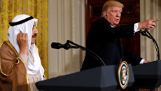 Пресс-конференция в Белом доме президента США Дональда Трампа и эмира Кувейта шейха Сабаха аль-Ахмеда ас-Сабаха Пресс-конференция в Белом доме президента США Дональда Трампа и эмира Кувейта шейха Сабаха аль-Ахмеда ас-Сабаха