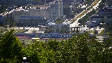 Вид на Южно-Сахалинск. Архивное фото Вид на Южно-Сахалинск. Архивное фото