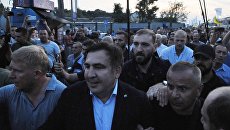 Михаил Саакашвили у пункта пропуска Шегени на украинско-польской границе. 10 сентября 2017 Михаил Саакашвили у пункта пропуска Шегени на украинско-польской границе. 10 сентября 2017