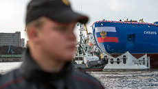 Спуск на воду атомного ледокола Сибирь в Санкт-Петербурге. Архивное фото Спуск на воду атомного ледокола Сибирь в Санкт-Петербурге. Архивное фото