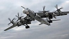 Стратегический бомбардировщик-ракетоносец Ту-95МС. Архивное фото Стратегический бомбардировщик-ракетоносец Ту-95МС. Архивное фото