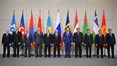 Церемония фотографирования глав государств – участников СНГ в Сочи. 11 октября 2017 Церемония фотографирования глав государств – участников СНГ в Сочи. 11 октября 2017