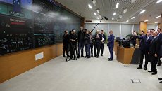 Президент РФ Владимир Путин принимает участие в церемонии ввода в эксплуатацию подстанций Пресня (Москва), Стадион (Самара), Береговая (Калининград) в офисе компании ПАО Россети. 14 ноября 2017 Президент РФ Владимир Путин принимает участие в церемонии ввода в эксплуатацию подстанций Пресня (Москва), Стадион (Самара), Береговая (Калининград) в офисе компании ПАО Россети. 14 ноября 2017