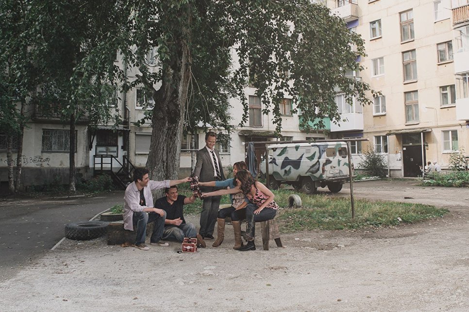 Герои сериала Как я встретил вашу маму в российском дворе Герои сериала Как я встретил вашу маму в российском дворе