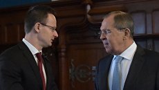 Встреча глав МИД РФ и Венгрии С. Лаврова и П. Сиярто. Архивное офто Встреча глав МИД РФ и Венгрии С. Лаврова и П. Сиярто. Архивное офто