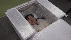 Memento mori: в Токио прошел фестиваль, посвященный смерти и погребению Memento mori: в Токио прошел фестиваль, посвященный смерти и погребению