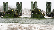Зенитные ракетные комплексы С-400 Триумф. Архивное фото Зенитные ракетные комплексы С-400 Триумф. Архивное фото
