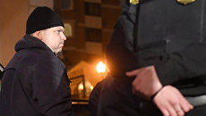 Экс-директор кондитерской фабрики Меньшевик Илья Аверьянов на избрании меры пресечения. 28 декабря 2017 Экс-директор кондитерской фабрики Меньшевик Илья Аверьянов на избрании меры пресечения. 28 декабря 2017