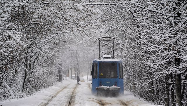Трамвай в зимней Москве. Архивное фото