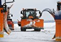 Снегоуборочная техника в аэропорту Домодедово Снегоуборочная техника в аэропорту Домодедово
