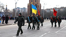 Военнослужащие Национальной гвардии Украины во время празднования дня освобождения города Кривой Рог. 22 февраля 2018 Военнослужащие Национальной гвардии Украины во время празднования дня освобождения города Кривой Рог. 22 февраля 2018