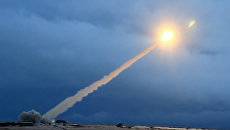 Демонстрация испытания российской крылатой ракеты неограниченной дальности с ядерной энергетической установкой во время трансляции послания президента РФ Владимира Путина Федеральному собранию. Архивное фото Демонстрация испытания российской крылатой ракеты неограниченной дальности с ядерной энергетической установкой во время трансляции послания президента РФ Владимира Путина Федеральному собранию. Архивное фото