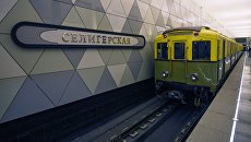 Ретро-поезд. Архивное фото Ретро-поезд. Архивное фото