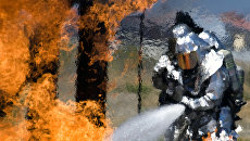 Пожарные ВВС США в Калифорнии. Архивное фото Пожарные ВВС США в Калифорнии. Архивное фото