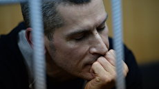 Совладелец и председатель совета директоров группы Сумма Зиявудин Магомедов во время рассмотрения ходатайства следствия о его аресте в Тверском районном суде Москвы. 31 марта 2018 Совладелец и председатель совета директоров группы Сумма Зиявудин Магомедов во время рассмотрения ходатайства следствия о его аресте в Тверском районном суде Москвы. 31 марта 2018