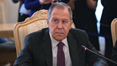 Министр иностранных дел РФ Сергей Лавров во время встречи в Москве с министром иностранных дел КНДР Ли Ён Хо. 10 апреля 2018 Министр иностранных дел РФ Сергей Лавров во время встречи в Москве с министром иностранных дел КНДР Ли Ён Хо. 10 апреля 2018