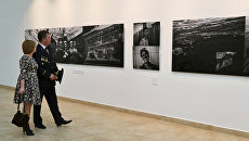 Посетители на открытии фотовыставки Люди угля в Республиканском музейно-культурном центре в Абакане Посетители на открытии фотовыставки Люди угля в Республиканском музейно-культурном центре в Абакане