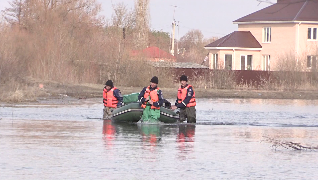 Ликвидация паводка на территории Воронежской области. 12 апреля 2018