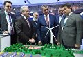 Полномочный представитель президента РФ в Сибирском федеральном округе Сергей Меняйло (третий справа) на Красноярском экономическом форуме на Красноярском экономическом форуме Полномочный представитель президента РФ в Сибирском федеральном округе Сергей Меняйло (третий справа) на Красноярском экономическом форуме на Красноярском экономическом форуме