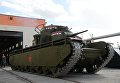 Копия советского многобашенного тяжёлого танка Т-35, воссозданного специалистами участка ремонта и реставрации военной техники АО Уралэлектромедь в Екатеринбурге, выезжает из ангара предприятия Копия советского многобашенного тяжёлого танка Т-35, воссозданного специалистами участка ремонта и реставрации военной техники АО Уралэлектромедь в Екатеринбурге, выезжает из ангара предприятия