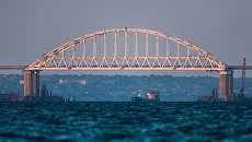 Крымский мост. Архивное фото Крымский мост. Архивное фото