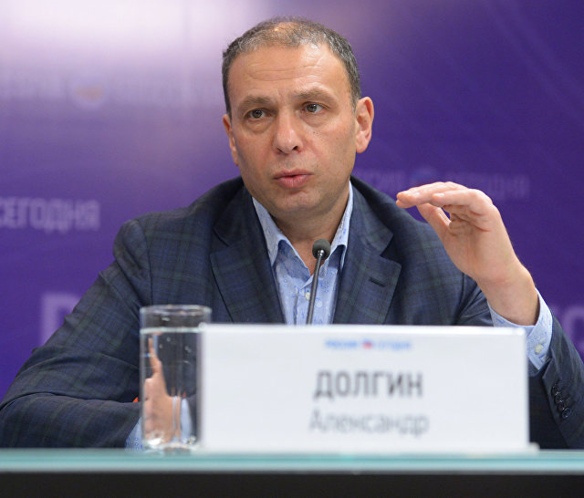 Профессор НИУ ВШЭ, председатель Совета директоров компании Urban Group Александр Долгин во время презентации нового проекта компании Urban Group и архитектора Максима Атаянца в международном мультимедийном пресс-центре МИА Россия сегодня. Профессор НИУ ВШЭ, председатель Совета директоров компании Urban Group Александр Долгин во время презентации нового проекта компании Urban Group и архитектора Максима Атаянца в международном мультимедийном пресс-центре МИА Россия сегодня.
