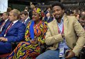 Участники во время торжественного открытия Петербургского международного экономического форума Участники во время торжественного открытия Петербургского международного экономического форума