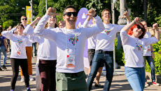 Участники и гости Большого фестиваля добровольцев в Сокольниках Участники и гости Большого фестиваля добровольцев в Сокольниках