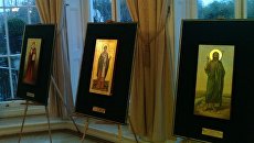 Выставка икон. Архивное фото Выставка икон. Архивное фото