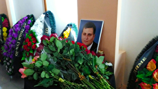 Похороны Дмитрия Хахалева, который был у штурвала катамарана, столкнувшегося с баржей на Волге Похороны Дмитрия Хахалева, который был у штурвала катамарана, столкнувшегося с баржей на Волге