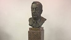 В МГИМО открыли бюст Евгения Примакова В МГИМО открыли бюст Евгения Примакова