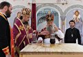 Митрополит Санкт-Петербургский и Ладожский Варсонофий и епископ Солнечногорский Сергий совершают чин освящения престола в храме Федоровской иконы Божией Матери в Алапаевске Митрополит Санкт-Петербургский и Ладожский Варсонофий и епископ Солнечногорский Сергий совершают чин освящения престола в храме Федоровской иконы Божией Матери в Алапаевске