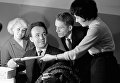 Иосиф Кобзон и почитатели его таланта. 1967 год Иосиф Кобзон и почитатели его таланта. 1967 год