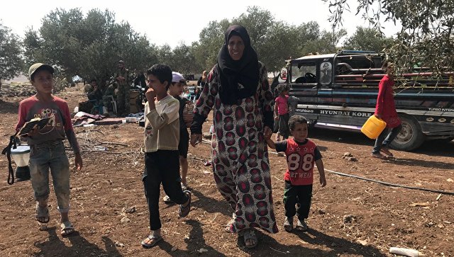 Жители освобожденных от ИГ поселений на юго-западе сирийской провинции Дераа