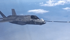 Неудачная дозаправка F-35 в воздухе попала на видео Неудачная дозаправка F-35 в воздухе попала на видео