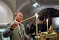 Президент РФ Владимир Путин во время посещения Владимирского кафедрального собора на территории Государственного историко-археологического музея-заповедника Херсонес Таврический Президент РФ Владимир Путин во время посещения Владимирского кафедрального собора на территории Государственного историко-археологического музея-заповедника Херсонес Таврический