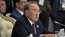 Президент Казахстана Нурсултан Назарбаев на встрече глав государств-участников V Каспийского саммита в Актау. 12 августа 2018 Президент Казахстана Нурсултан Назарбаев на встрече глав государств-участников V Каспийского саммита в Актау. 12 августа 2018