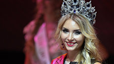 Евгения Бурло (Геленджик) во время финала всероссийского конкурса Миссис Россия-2018 в театрально-концертном зале Планета КВН в Москве Евгения Бурло (Геленджик) во время финала всероссийского конкурса Миссис Россия-2018 в театрально-концертном зале Планета КВН в Москве