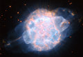 Туманность NGC 3918 в созвездии Центавра на расстоянии примерно 4900 световых лет от Земли Туманность NGC 3918 в созвездии Центавра на расстоянии примерно 4900 световых лет от Земли
