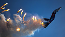 Многоцелевой истребитель Су-30СМ пилотажной группы Русские витязи на закрытии IV Международного военно-технического форума Армия-2018. 26 августа 2018 Многоцелевой истребитель Су-30СМ пилотажной группы Русские витязи на закрытии IV Международного военно-технического форума Армия-2018. 26 августа 2018