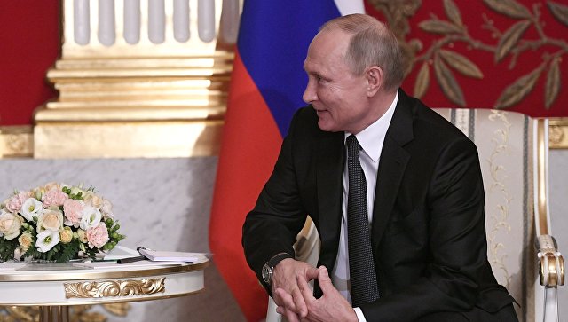 Президент РФ Владимир Путин во время встречи с федеральным канцлером Австрийской Республики Себастианом Курцем. 3 октября 2018